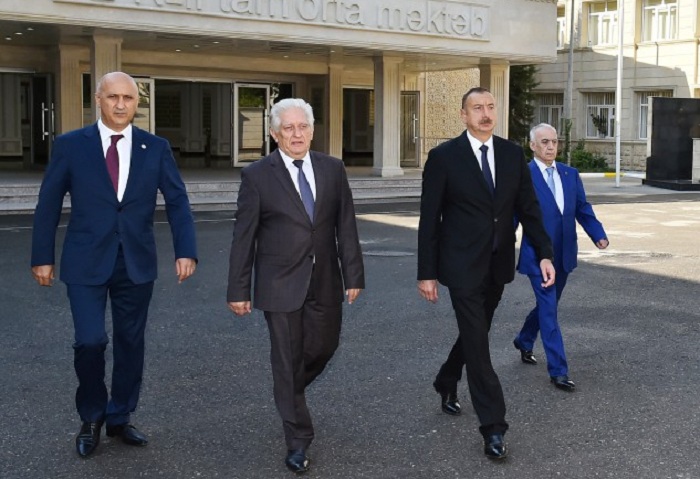 Ilham Aliyev views new building of school in Nizami district 